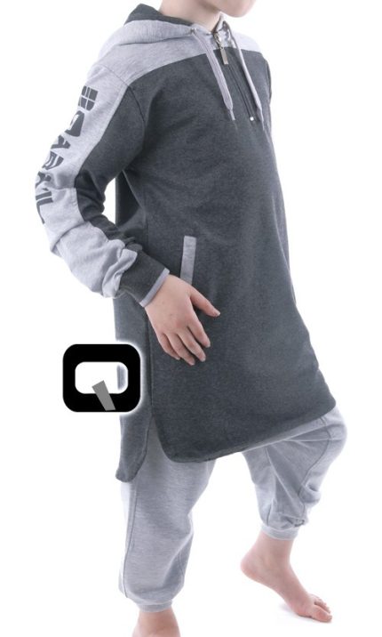 Qamis court enfant à capuche gris anthracite Qaba'il